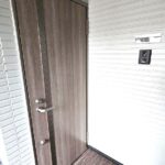 (玄関)