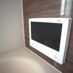 浴室：TV